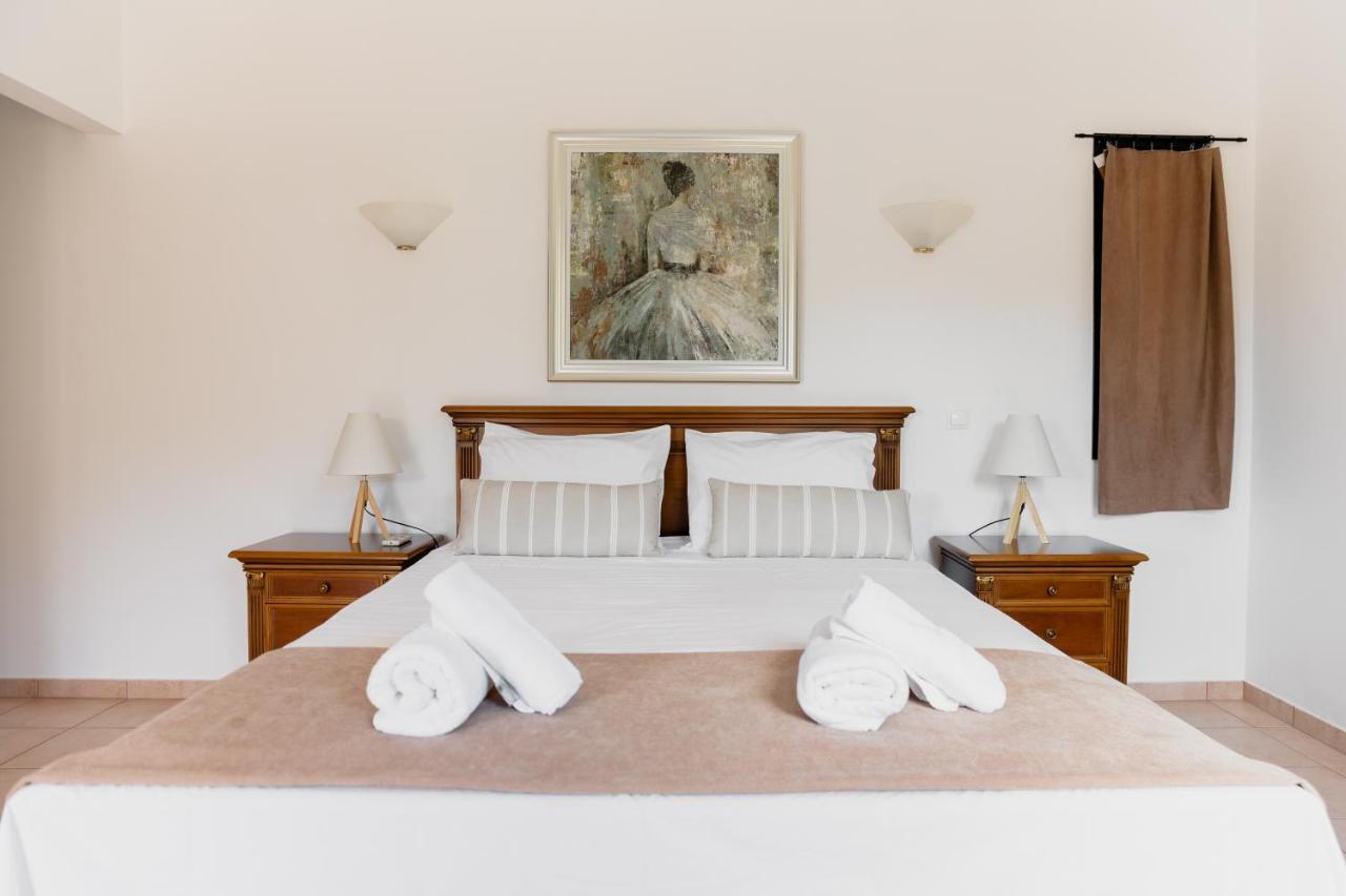 Kouvelia Country Home Luxury Villa Rental Nerotriviá Exteriér fotografie