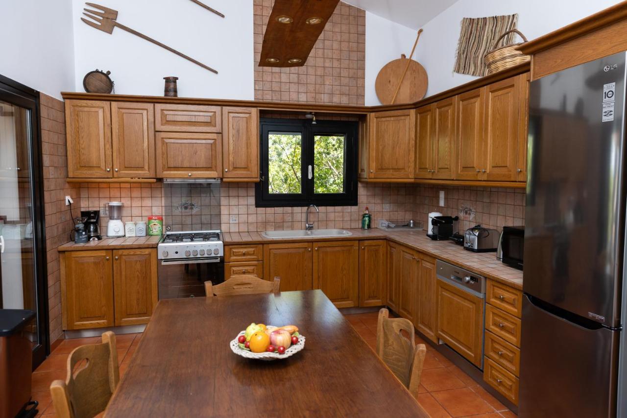 Kouvelia Country Home Luxury Villa Rental Nerotriviá Exteriér fotografie